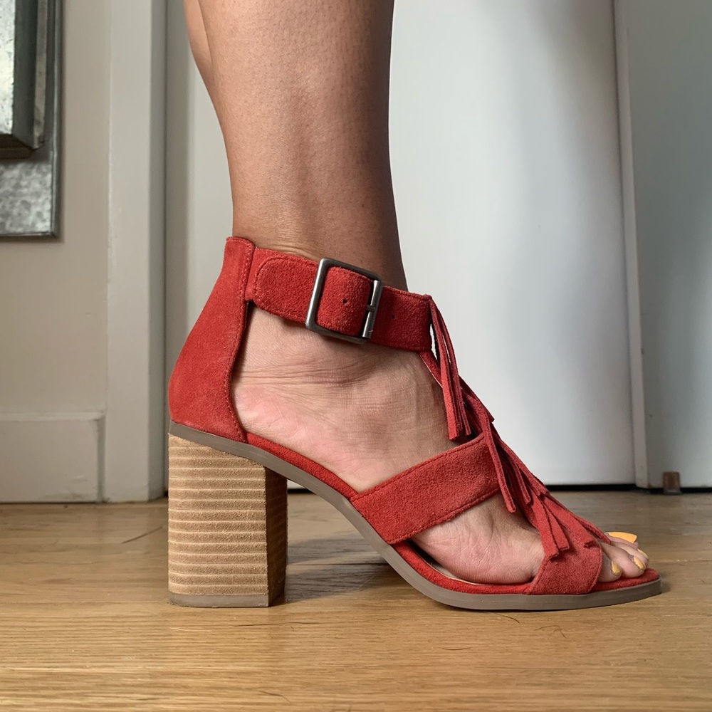 Sole Society Coral Suede Fringed Block Heels, 7